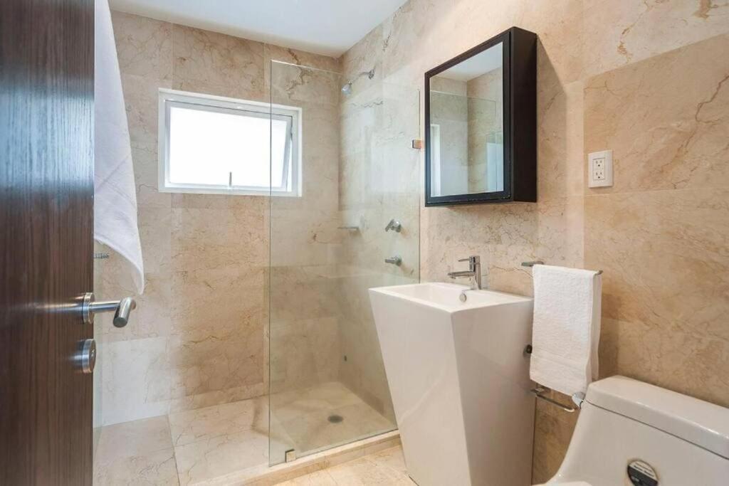 Condesa Campeche 6 2br, 1ba With Expansive Living Space * Mexico City